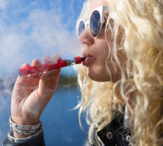 elfbar elfa kaufen Smoking Can Damage Eyesight – Vaping Isn't Any Safer